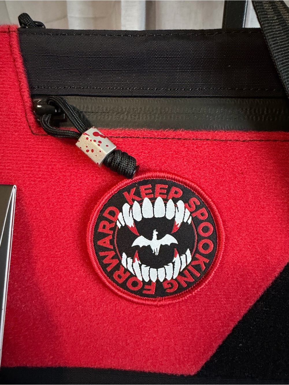 Alpaka Zip Pouch Max V2 – Vampire Edition | Limited Edition - Picture 5 of 11